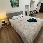 Novy Apartmanovy Dom V Srdci Presova Aparthotel