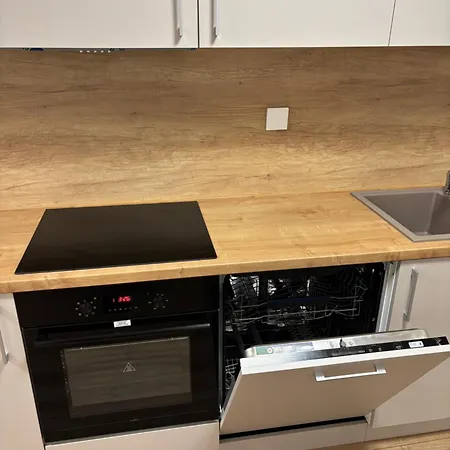 Aparthotel Novy Apartmanovy Dom V Srdci Presova Prešov